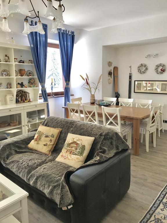 Charming 3-Bedroom Apartment Poiana Brașov Exterior foto